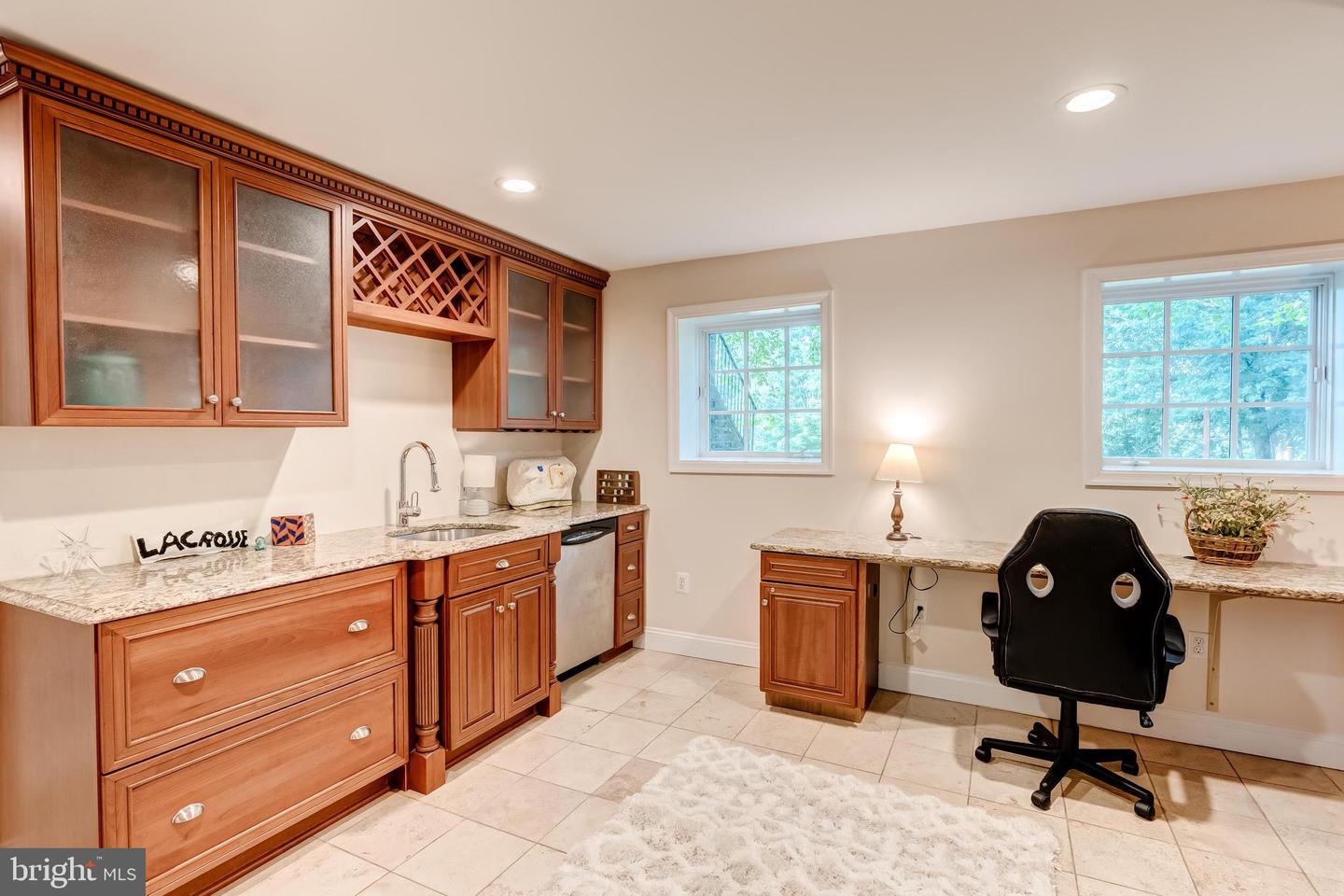 35330 SCOTLAND HEIGHTS RD, ROUND HILL, Virginia 20141, 5 Bedrooms Bedrooms, ,3 BathroomsBathrooms,Residential,For sale,35330 SCOTLAND HEIGHTS RD,VALO2103880 MLS # VALO2103880