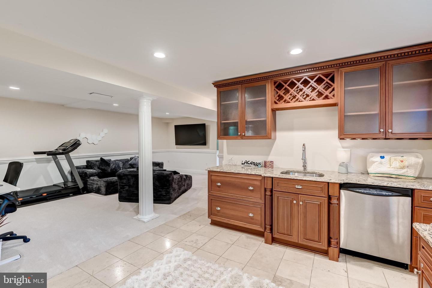 35330 SCOTLAND HEIGHTS RD, ROUND HILL, Virginia 20141, 5 Bedrooms Bedrooms, ,3 BathroomsBathrooms,Residential,For sale,35330 SCOTLAND HEIGHTS RD,VALO2103880 MLS # VALO2103880