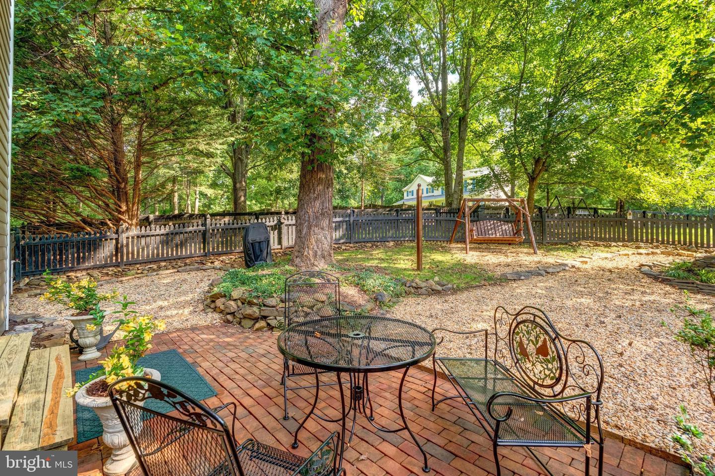 35330 SCOTLAND HEIGHTS RD, ROUND HILL, Virginia 20141, 5 Bedrooms Bedrooms, ,3 BathroomsBathrooms,Residential,For sale,35330 SCOTLAND HEIGHTS RD,VALO2103880 MLS # VALO2103880