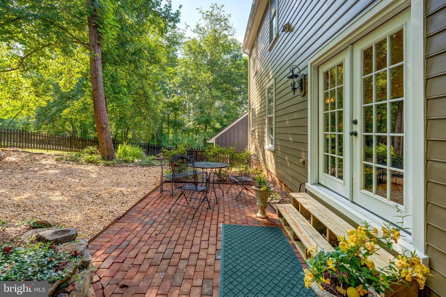 35330 SCOTLAND HEIGHTS RD, ROUND HILL, Virginia 20141, 5 Bedrooms Bedrooms, ,3 BathroomsBathrooms,Residential,For sale,35330 SCOTLAND HEIGHTS RD,VALO2103880 MLS # VALO2103880