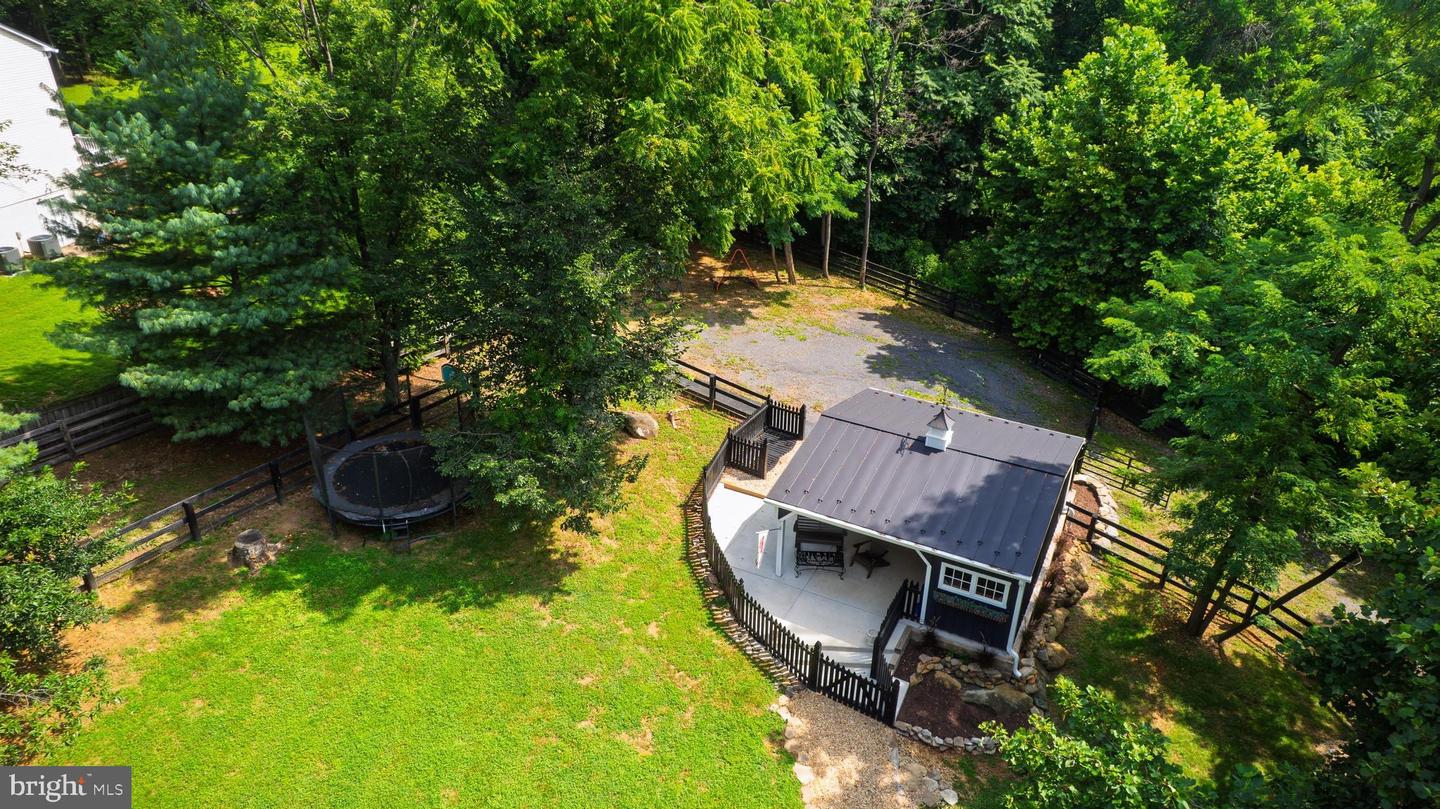 35330 SCOTLAND HEIGHTS RD, ROUND HILL, Virginia 20141, 5 Bedrooms Bedrooms, ,3 BathroomsBathrooms,Residential,For sale,35330 SCOTLAND HEIGHTS RD,VALO2103880 MLS # VALO2103880