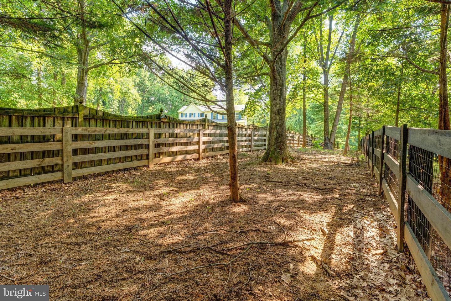 35330 SCOTLAND HEIGHTS RD, ROUND HILL, Virginia 20141, 5 Bedrooms Bedrooms, ,3 BathroomsBathrooms,Residential,For sale,35330 SCOTLAND HEIGHTS RD,VALO2103880 MLS # VALO2103880
