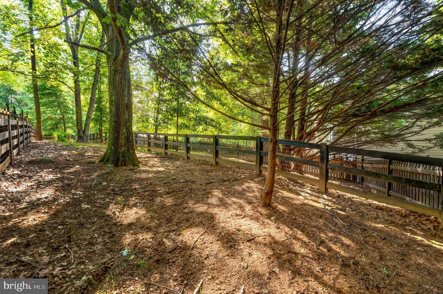 35330 SCOTLAND HEIGHTS RD, ROUND HILL, Virginia 20141, 5 Bedrooms Bedrooms, ,3 BathroomsBathrooms,Residential,For sale,35330 SCOTLAND HEIGHTS RD,VALO2103880 MLS # VALO2103880