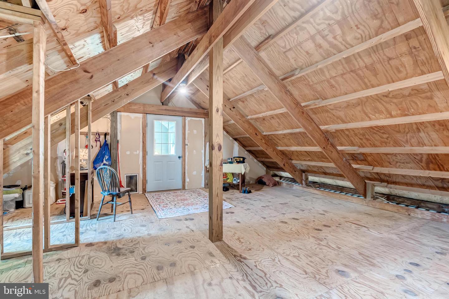 35330 SCOTLAND HEIGHTS RD, ROUND HILL, Virginia 20141, 5 Bedrooms Bedrooms, ,3 BathroomsBathrooms,Residential,For sale,35330 SCOTLAND HEIGHTS RD,VALO2103880 MLS # VALO2103880