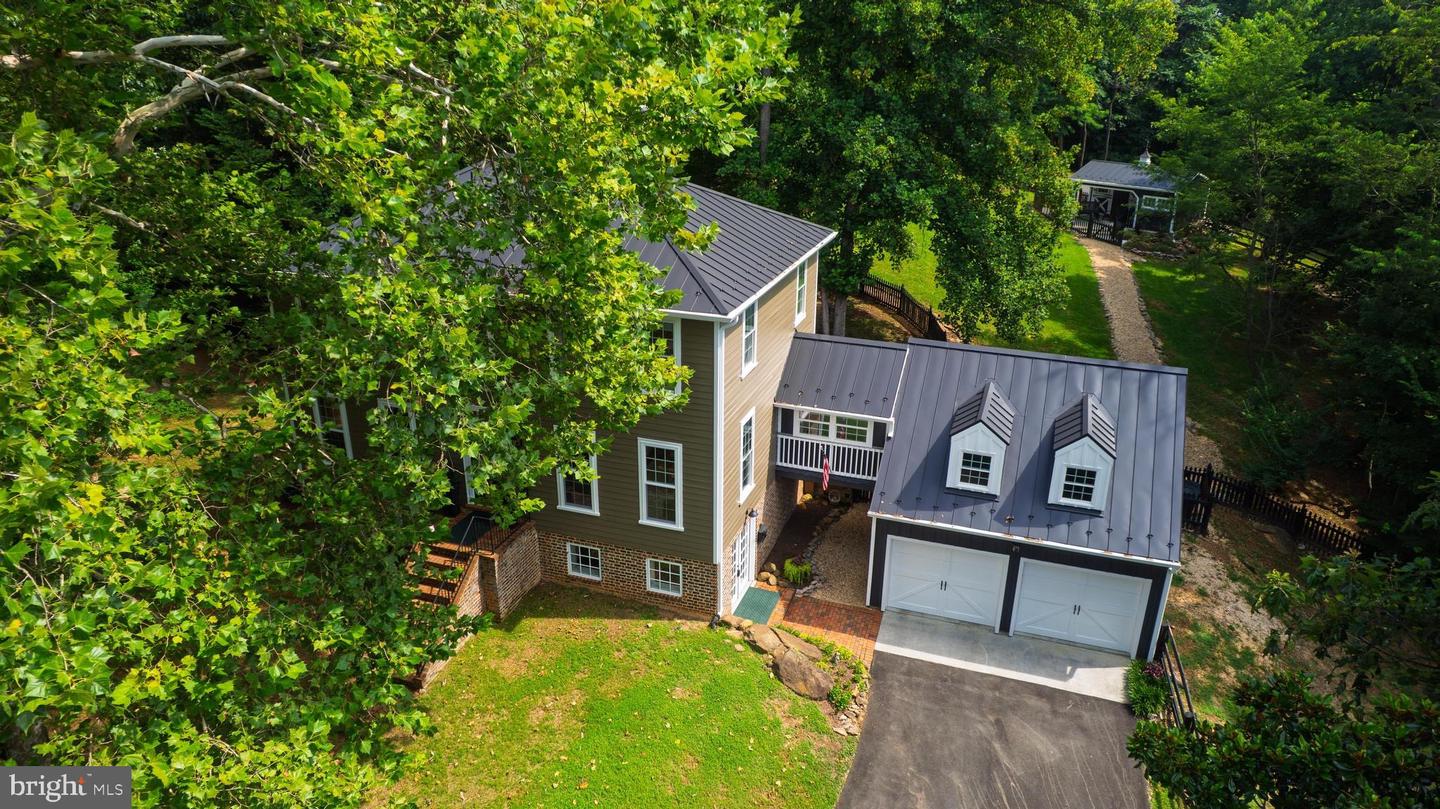 35330 SCOTLAND HEIGHTS RD, ROUND HILL, Virginia 20141, 5 Bedrooms Bedrooms, ,3 BathroomsBathrooms,Residential,For sale,35330 SCOTLAND HEIGHTS RD,VALO2103880 MLS # VALO2103880