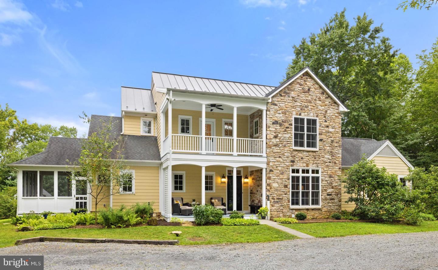 6282 COVINGTON LN, MIDDLEBURG, Virginia 20117, 4 Bedrooms Bedrooms, ,3 BathroomsBathrooms,Residential,For sale,6282 COVINGTON LN,VAFQ2017832 MLS # VAFQ2017832
