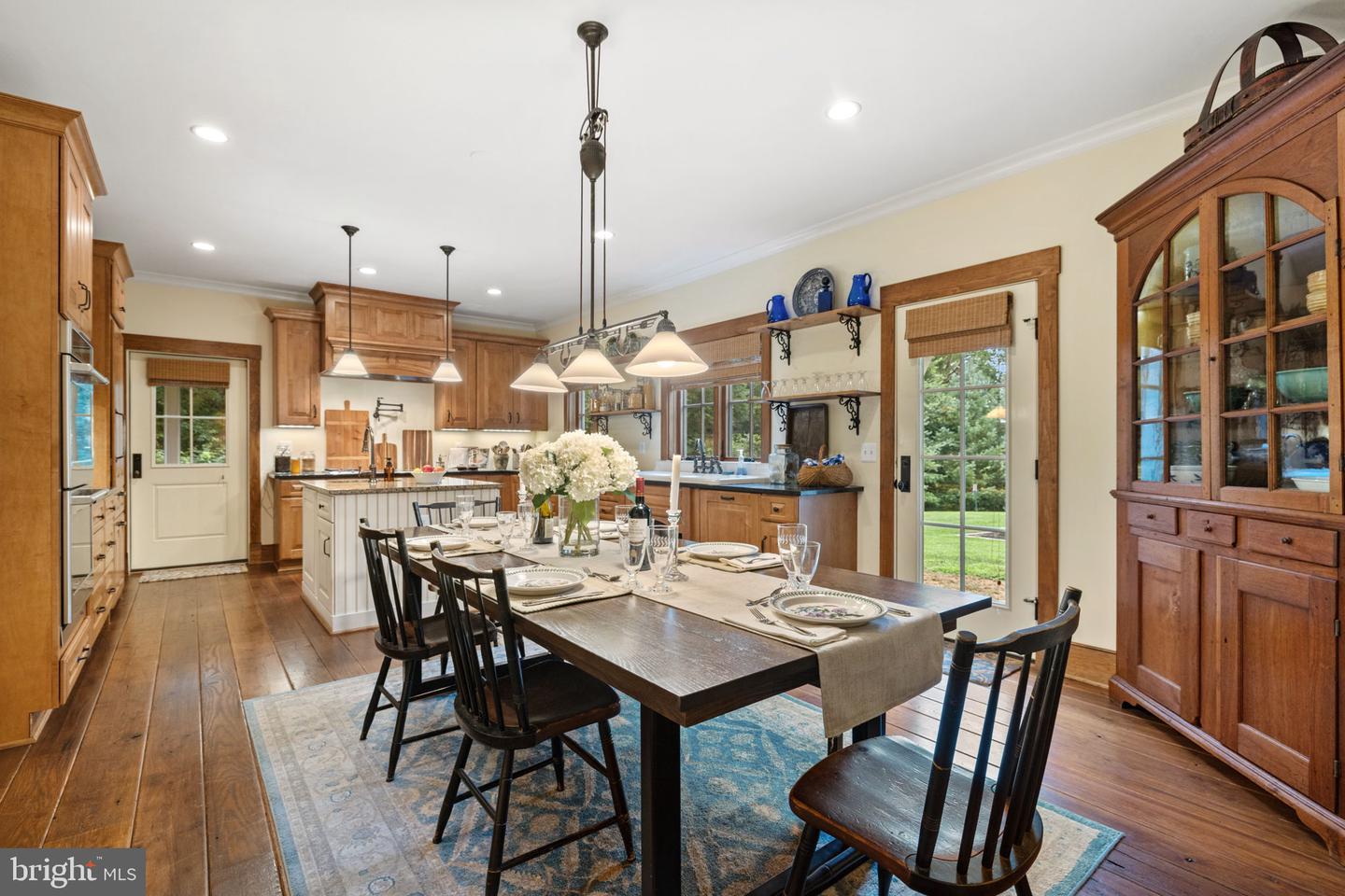 6282 COVINGTON LN, MIDDLEBURG, Virginia 20117, 4 Bedrooms Bedrooms, ,3 BathroomsBathrooms,Residential,For sale,6282 COVINGTON LN,VAFQ2017832 MLS # VAFQ2017832