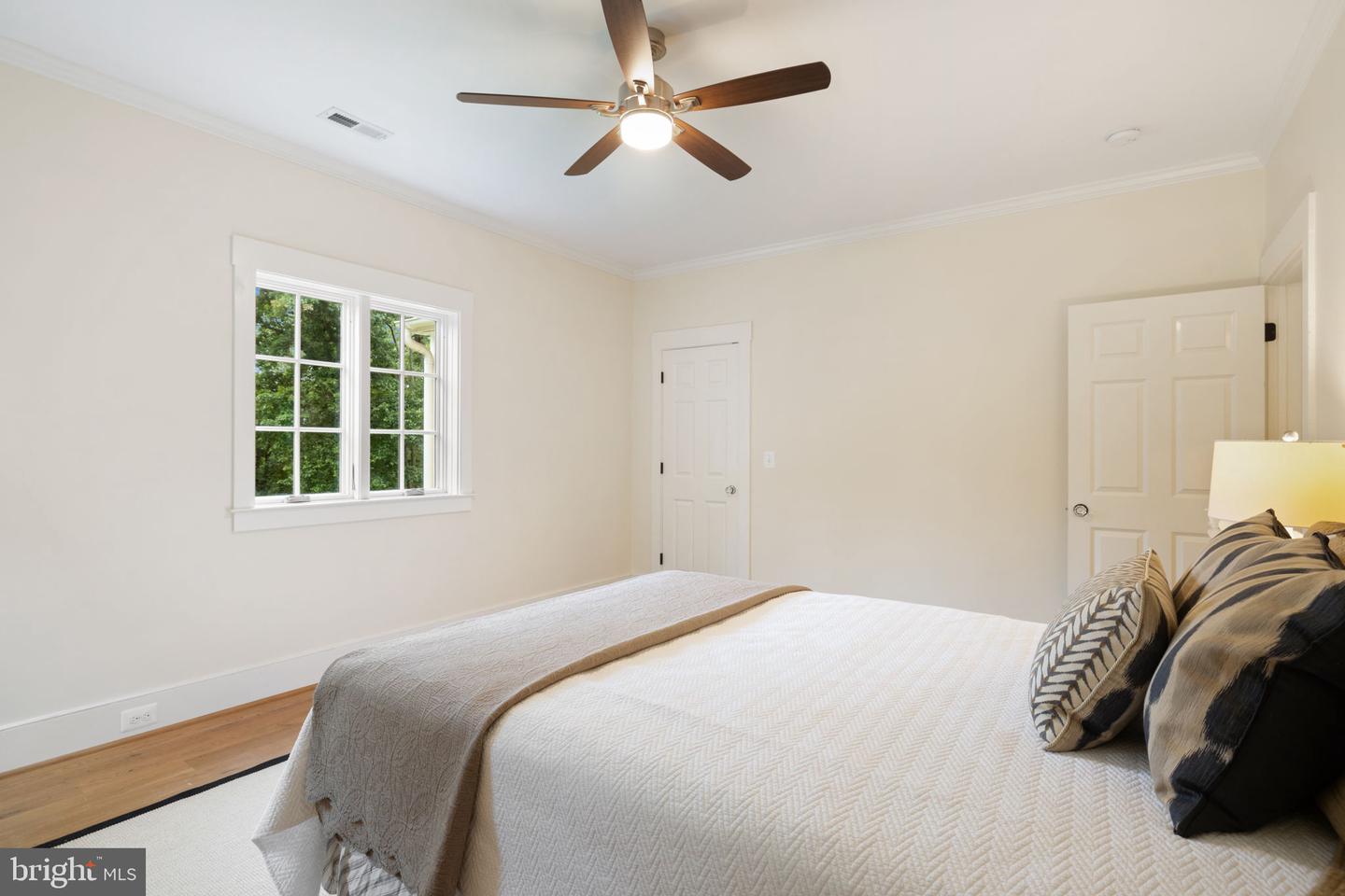 6282 COVINGTON LN, MIDDLEBURG, Virginia 20117, 4 Bedrooms Bedrooms, ,3 BathroomsBathrooms,Residential,For sale,6282 COVINGTON LN,VAFQ2017832 MLS # VAFQ2017832