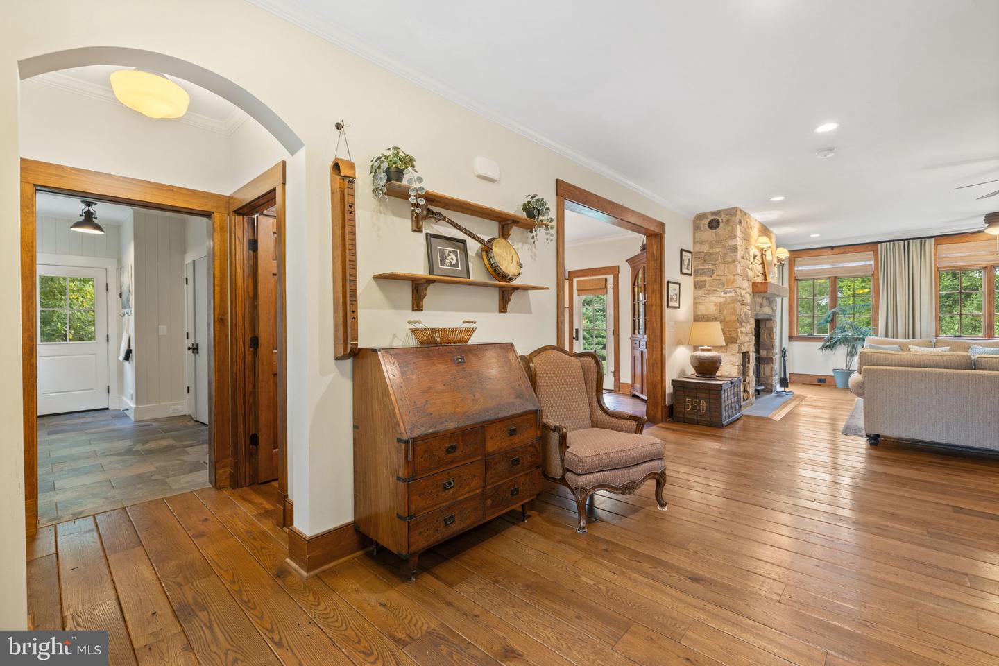 6282 COVINGTON LN, MIDDLEBURG, Virginia 20117, 4 Bedrooms Bedrooms, ,3 BathroomsBathrooms,Residential,For sale,6282 COVINGTON LN,VAFQ2017832 MLS # VAFQ2017832