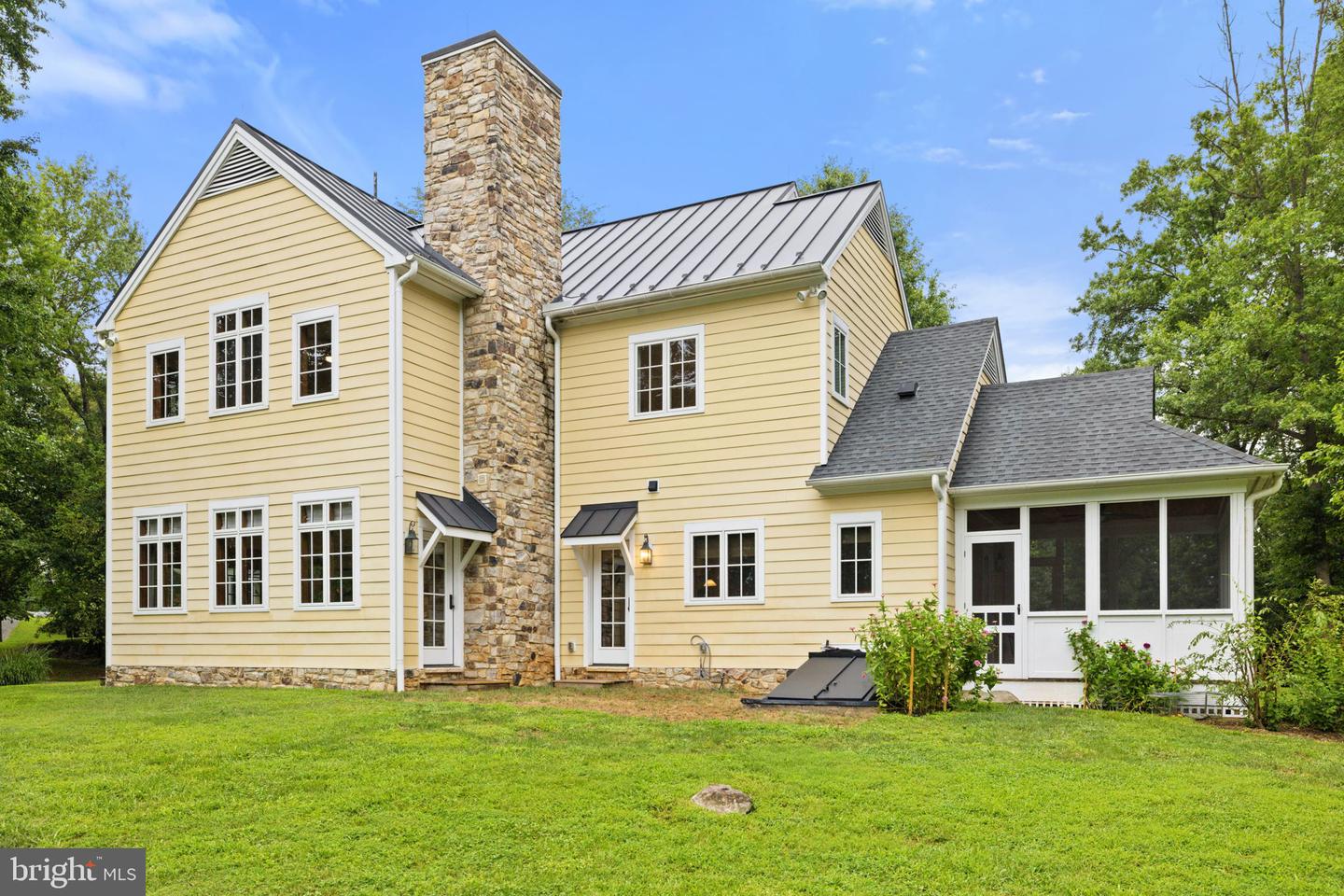 6282 COVINGTON LN, MIDDLEBURG, Virginia 20117, 4 Bedrooms Bedrooms, ,3 BathroomsBathrooms,Residential,For sale,6282 COVINGTON LN,VAFQ2017832 MLS # VAFQ2017832