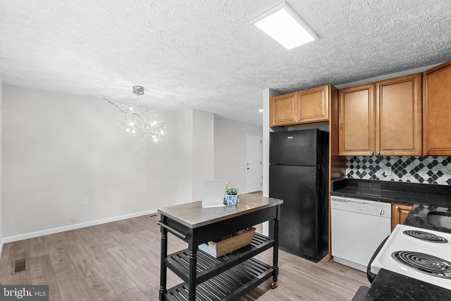 21506 SHELLHORN RD, ASHBURN, Virginia 20147, 3 Bedrooms Bedrooms, ,1 BathroomBathrooms,Residential,For sale,21506 SHELLHORN RD,VALO2103956 MLS # VALO2103956