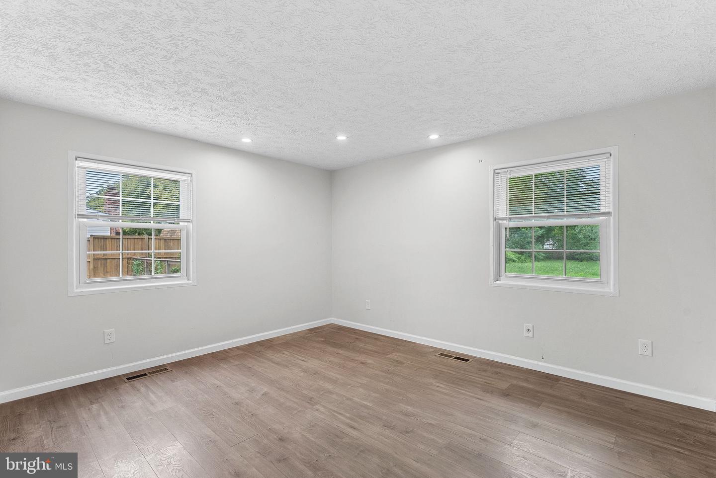 21506 SHELLHORN RD, ASHBURN, Virginia 20147, 3 Bedrooms Bedrooms, ,1 BathroomBathrooms,Residential,For sale,21506 SHELLHORN RD,VALO2103956 MLS # VALO2103956