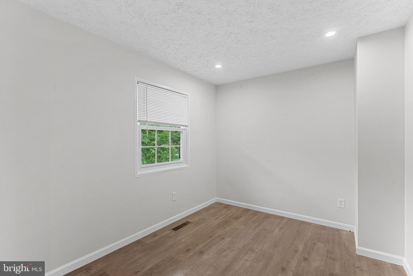 21506 SHELLHORN RD, ASHBURN, Virginia 20147, 3 Bedrooms Bedrooms, ,1 BathroomBathrooms,Residential,For sale,21506 SHELLHORN RD,VALO2103956 MLS # VALO2103956