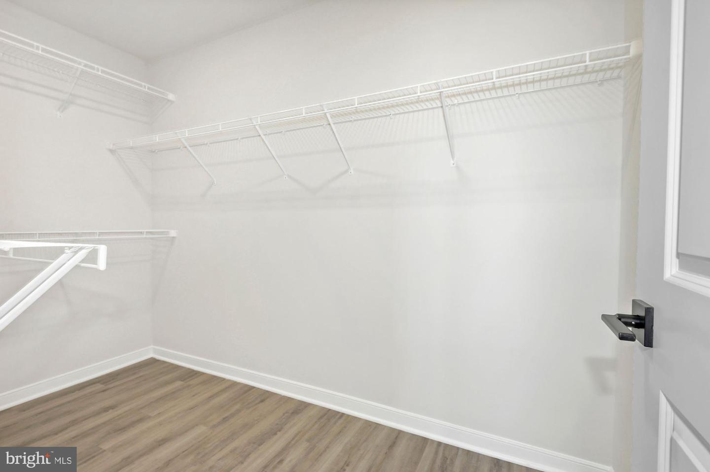 6235 FOLLY LN, ALEXANDRIA, Virginia 22315, 3 Bedrooms Bedrooms, ,3 BathroomsBathrooms,Residential,For sale,6235 FOLLY LN,VAFX2259590 MLS # VAFX2259590
