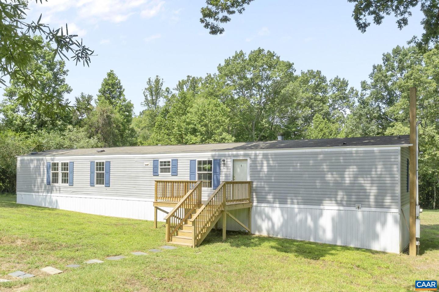 8038&8040 BLENHEIM RD, SCOTTSVILLE, Virginia 24590, 4 Bedrooms Bedrooms, ,2 BathroomsBathrooms,Residential,For sale,8038&8040 BLENHEIM RD,667508 MLS # 667508