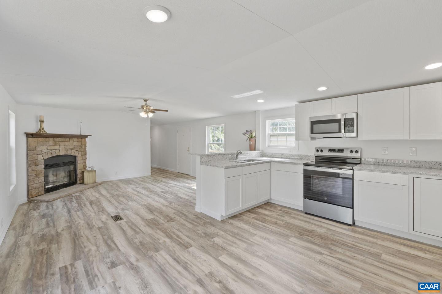 8038&8040 BLENHEIM RD, SCOTTSVILLE, Virginia 24590, 4 Bedrooms Bedrooms, ,2 BathroomsBathrooms,Residential,For sale,8038&8040 BLENHEIM RD,667508 MLS # 667508