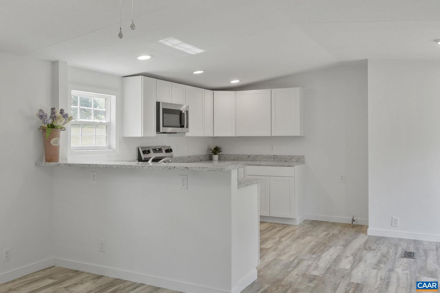 8038&8040 BLENHEIM RD, SCOTTSVILLE, Virginia 24590, 4 Bedrooms Bedrooms, ,2 BathroomsBathrooms,Residential,For sale,8038&8040 BLENHEIM RD,667508 MLS # 667508