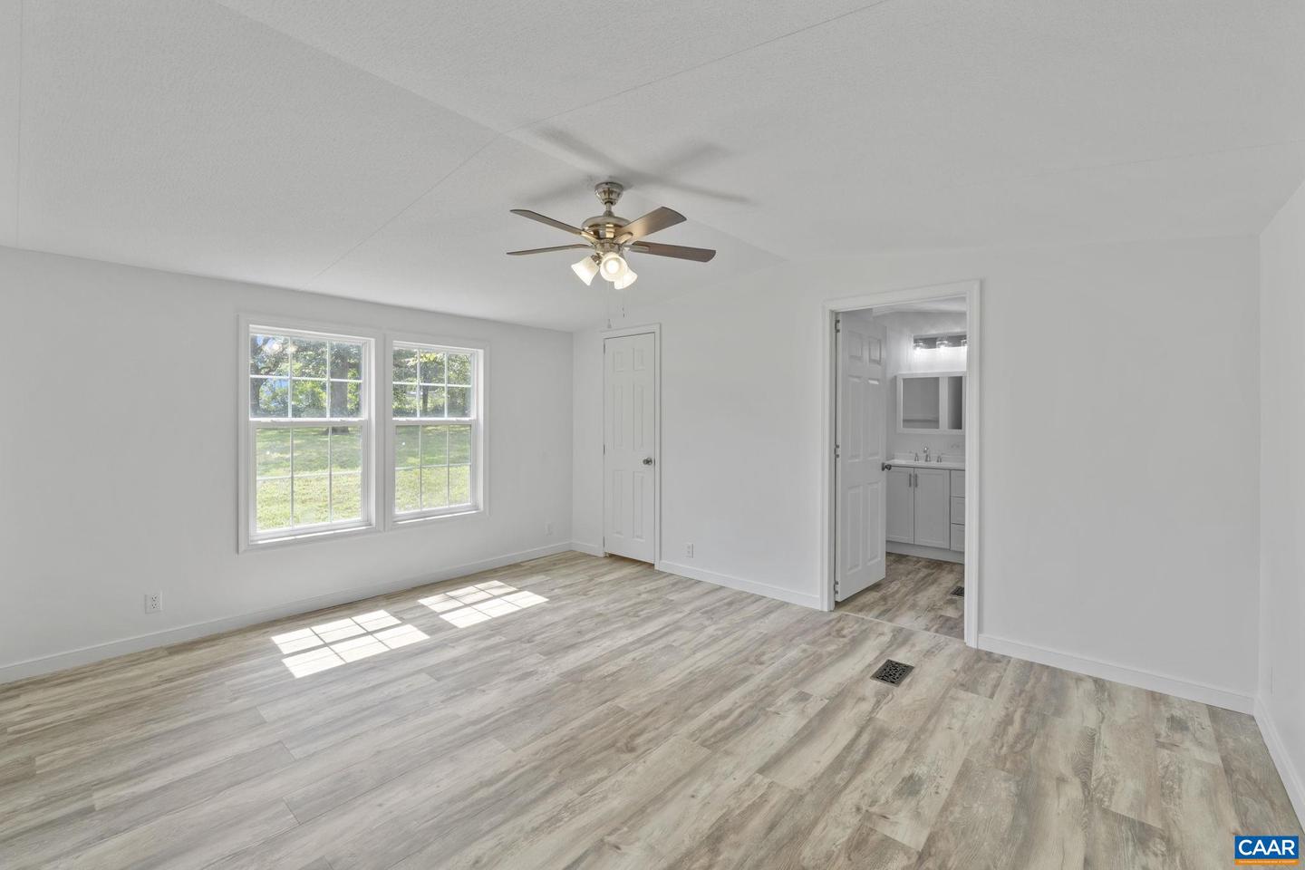 8038&8040 BLENHEIM RD, SCOTTSVILLE, Virginia 24590, 4 Bedrooms Bedrooms, ,2 BathroomsBathrooms,Residential,For sale,8038&8040 BLENHEIM RD,667508 MLS # 667508