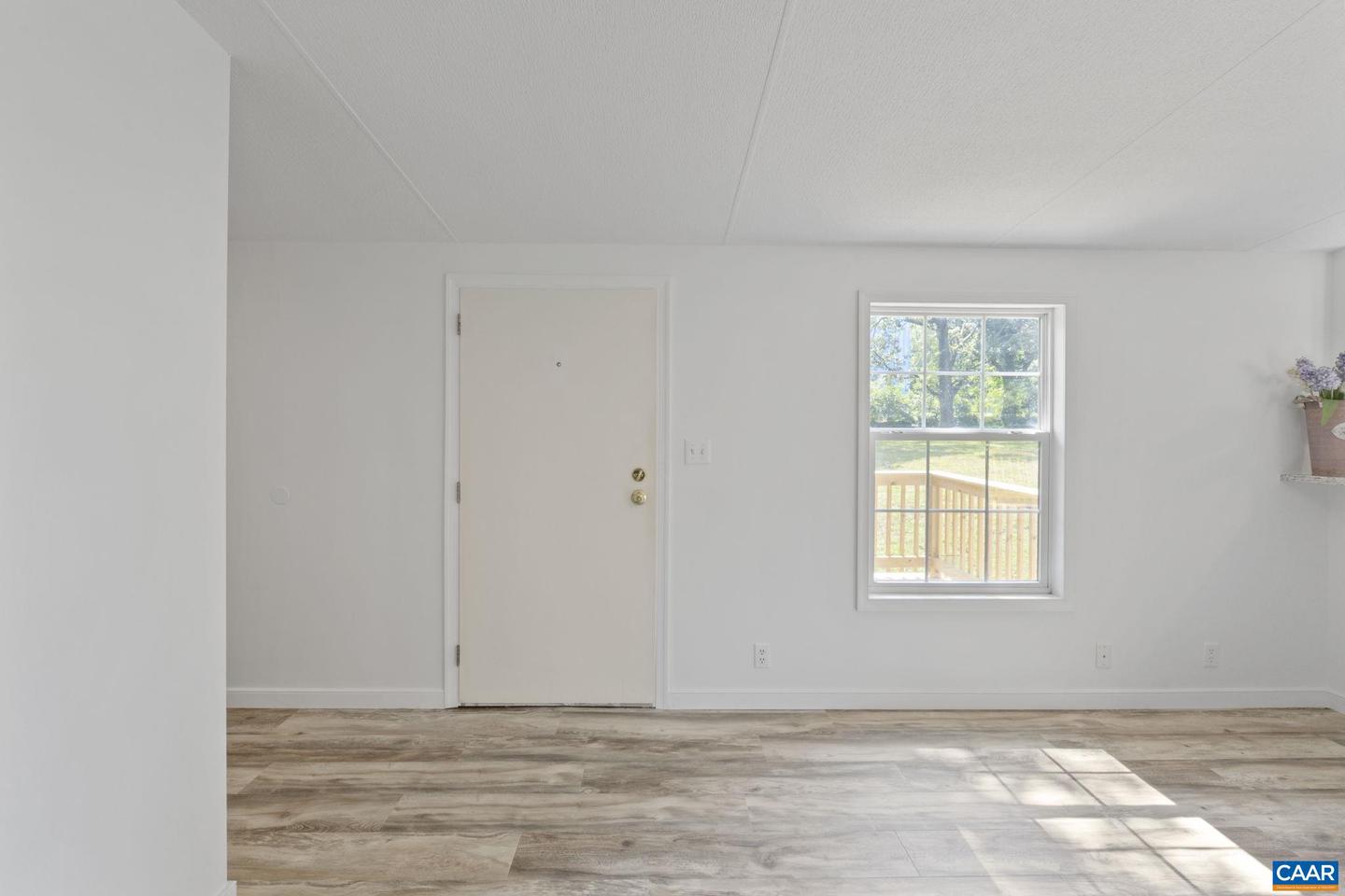 8038&8040 BLENHEIM RD, SCOTTSVILLE, Virginia 24590, 4 Bedrooms Bedrooms, ,2 BathroomsBathrooms,Residential,For sale,8038&8040 BLENHEIM RD,667508 MLS # 667508