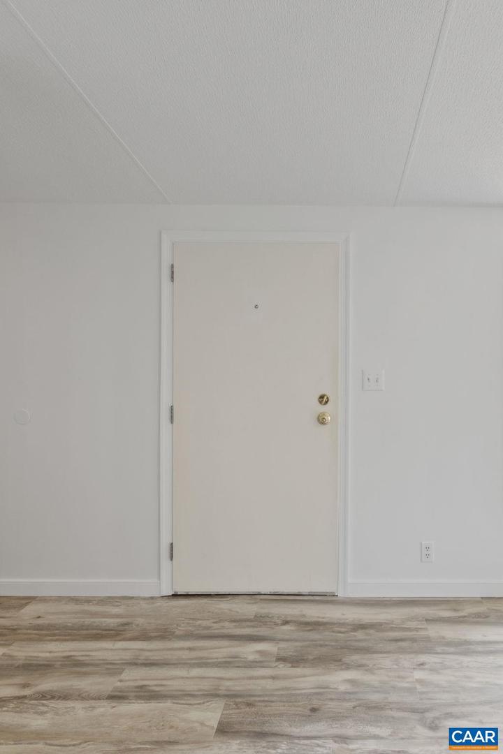 8038&8040 BLENHEIM RD, SCOTTSVILLE, Virginia 24590, 4 Bedrooms Bedrooms, ,2 BathroomsBathrooms,Residential,For sale,8038&8040 BLENHEIM RD,667508 MLS # 667508