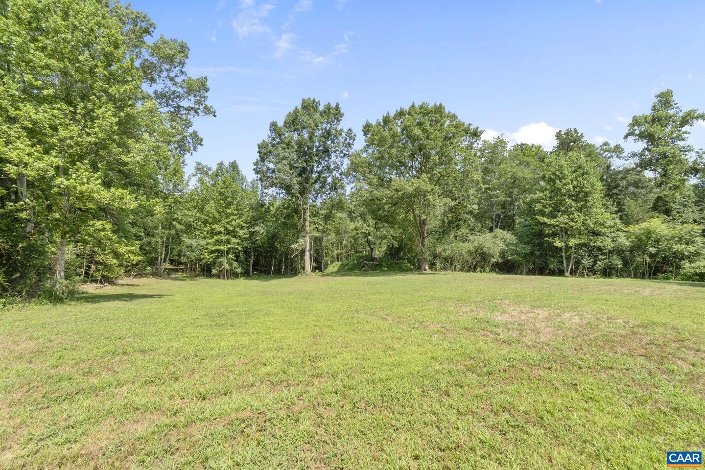 8038&8040 BLENHEIM RD, SCOTTSVILLE, Virginia 24590, 4 Bedrooms Bedrooms, ,2 BathroomsBathrooms,Residential,For sale,8038&8040 BLENHEIM RD,667508 MLS # 667508