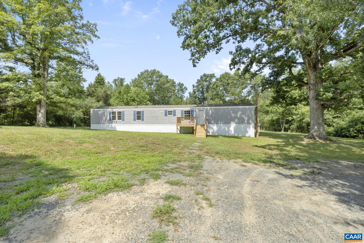 8038&8040 BLENHEIM RD, SCOTTSVILLE, Virginia 24590, 4 Bedrooms Bedrooms, ,2 BathroomsBathrooms,Residential,For sale,8038&8040 BLENHEIM RD,667508 MLS # 667508