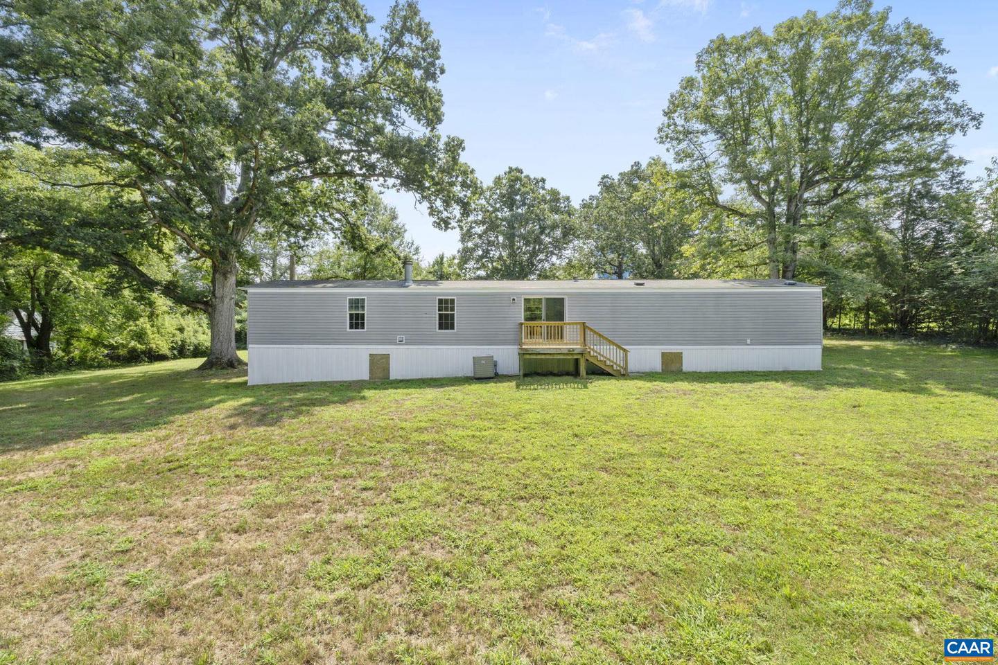 8038&8040 BLENHEIM RD, SCOTTSVILLE, Virginia 24590, 4 Bedrooms Bedrooms, ,2 BathroomsBathrooms,Residential,For sale,8038&8040 BLENHEIM RD,667508 MLS # 667508