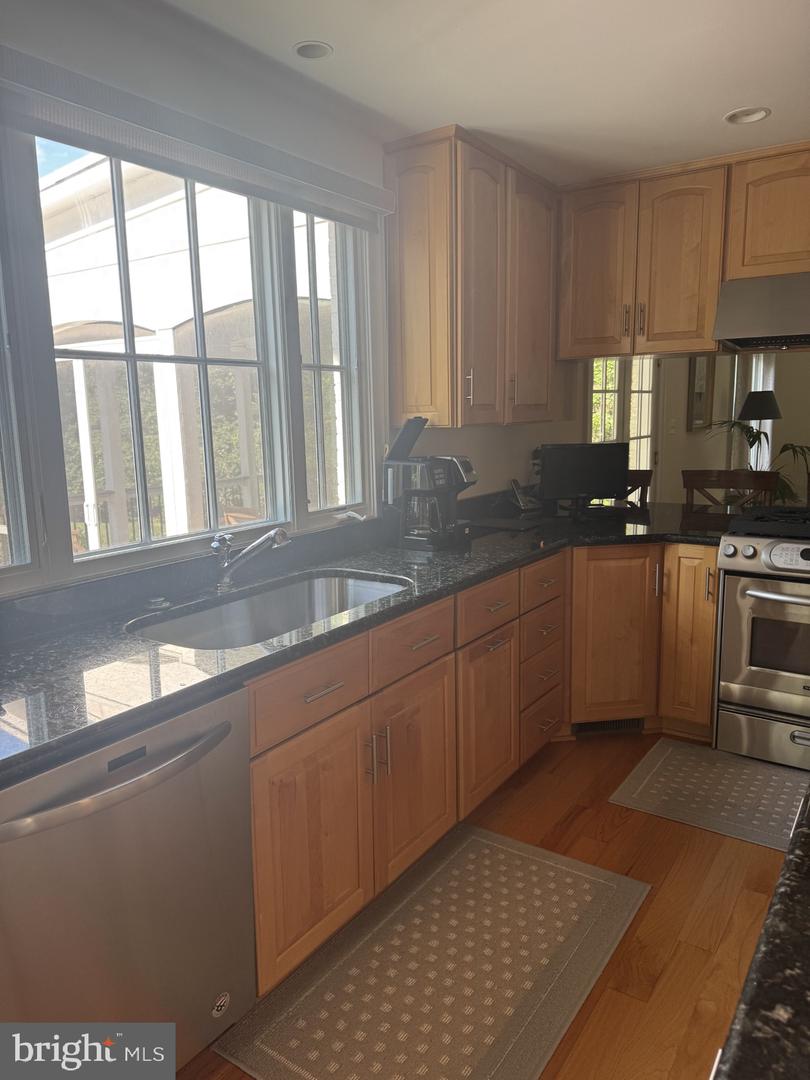 7315 WESTERLY LN, MCLEAN, Virginia 22101, 6 Bedrooms Bedrooms, ,4 BathroomsBathrooms,Residential,For sale,7315 WESTERLY LN,VAFX2234560 MLS # VAFX2234560
