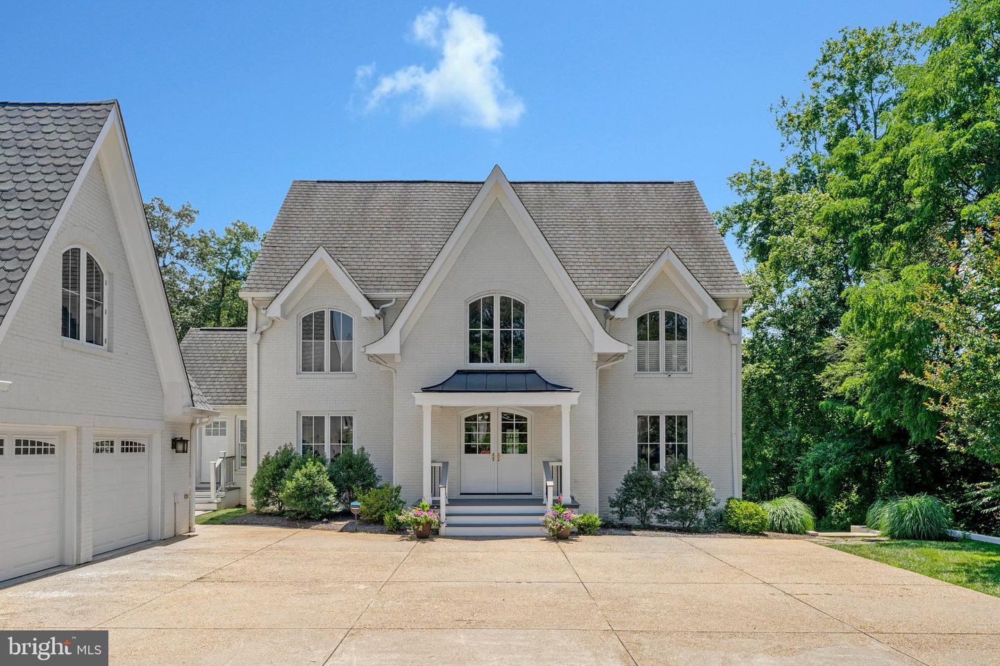 7315 WESTERLY LN, MCLEAN, Virginia 22101, 6 Bedrooms Bedrooms, ,4 BathroomsBathrooms,Residential,For sale,7315 WESTERLY LN,VAFX2234560 MLS # VAFX2234560
