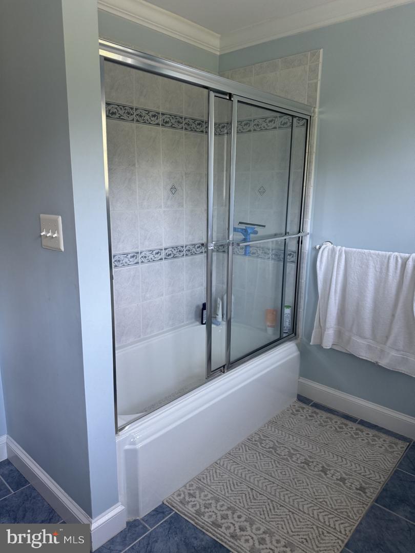 7315 WESTERLY LN, MCLEAN, Virginia 22101, 6 Bedrooms Bedrooms, ,4 BathroomsBathrooms,Residential,For sale,7315 WESTERLY LN,VAFX2234560 MLS # VAFX2234560