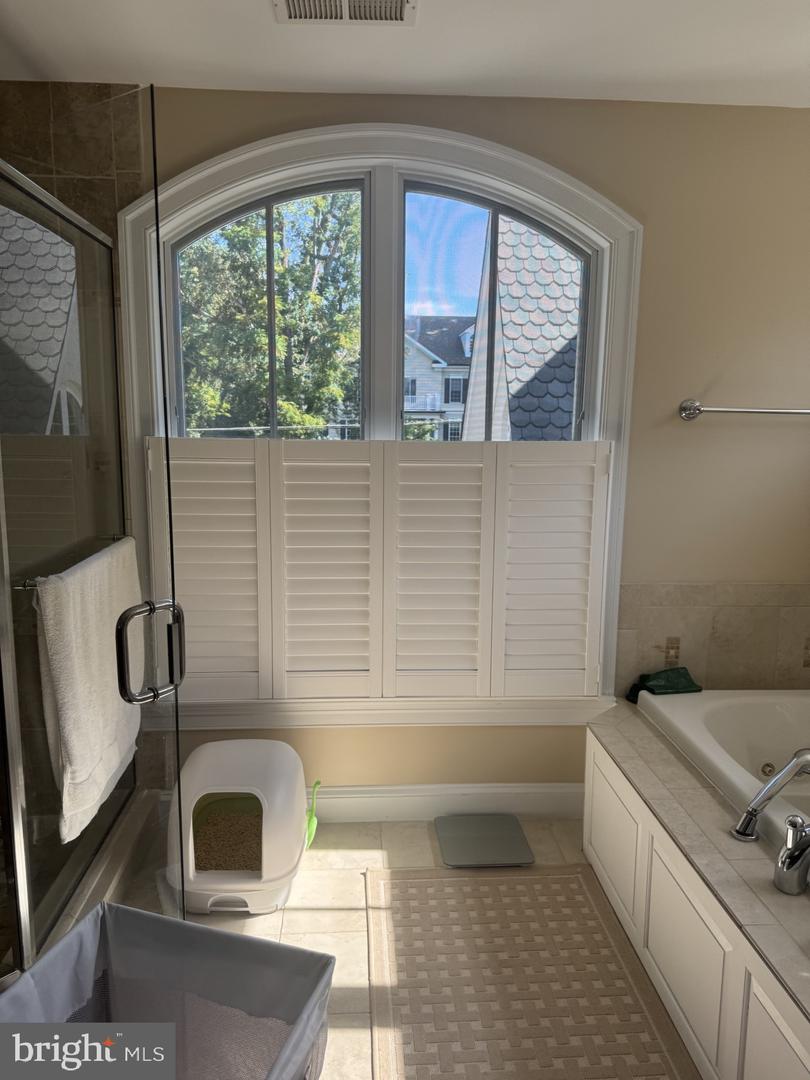 7315 WESTERLY LN, MCLEAN, Virginia 22101, 6 Bedrooms Bedrooms, ,4 BathroomsBathrooms,Residential,For sale,7315 WESTERLY LN,VAFX2234560 MLS # VAFX2234560