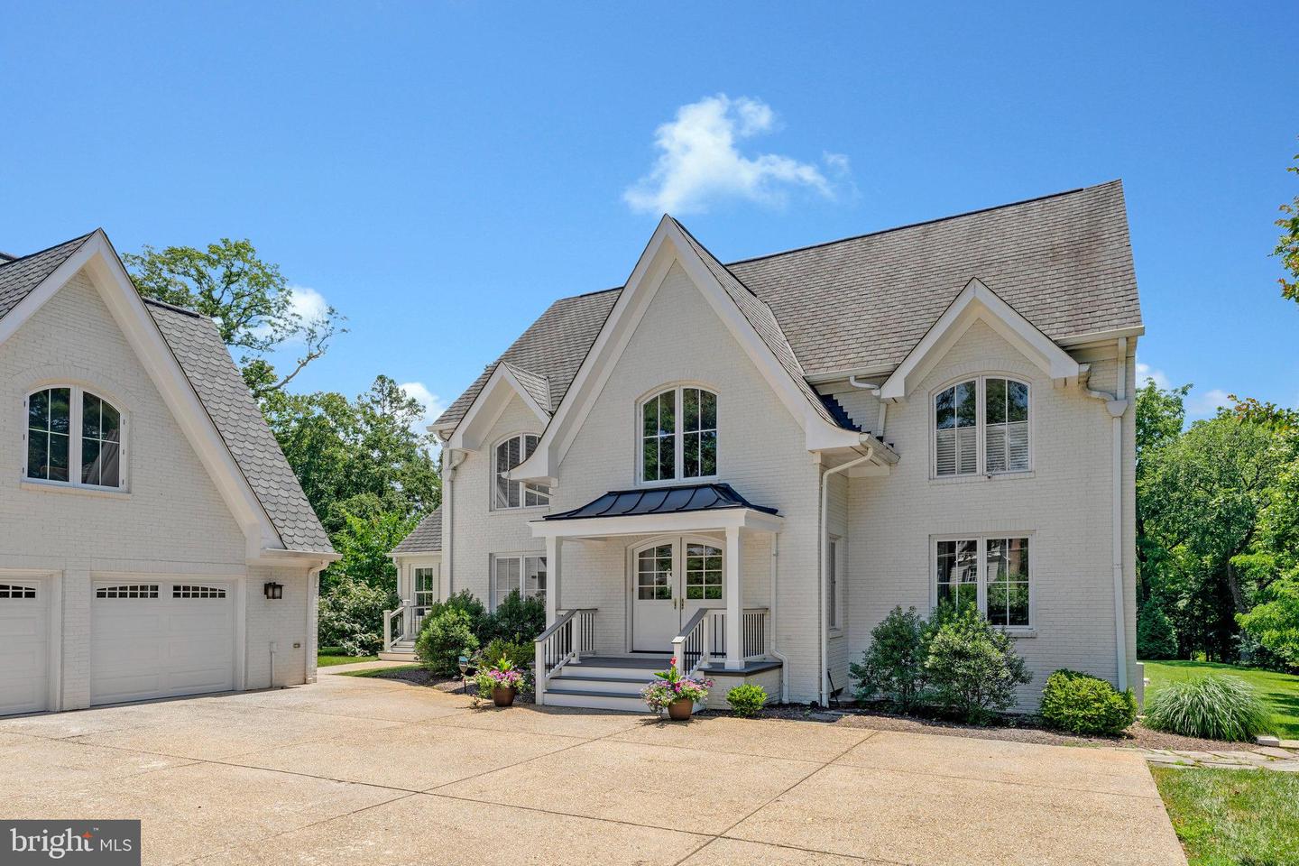 7315 WESTERLY LN, MCLEAN, Virginia 22101, 6 Bedrooms Bedrooms, ,4 BathroomsBathrooms,Residential,For sale,7315 WESTERLY LN,VAFX2234560 MLS # VAFX2234560