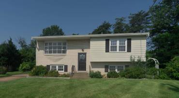 4153 BASSETT CT, DUMFRIES, Virginia 22026, 4 Bedrooms Bedrooms, ,2 BathroomsBathrooms,Residential,For sale,4153 BASSETT CT,VAPW2096640 MLS # VAPW2096640