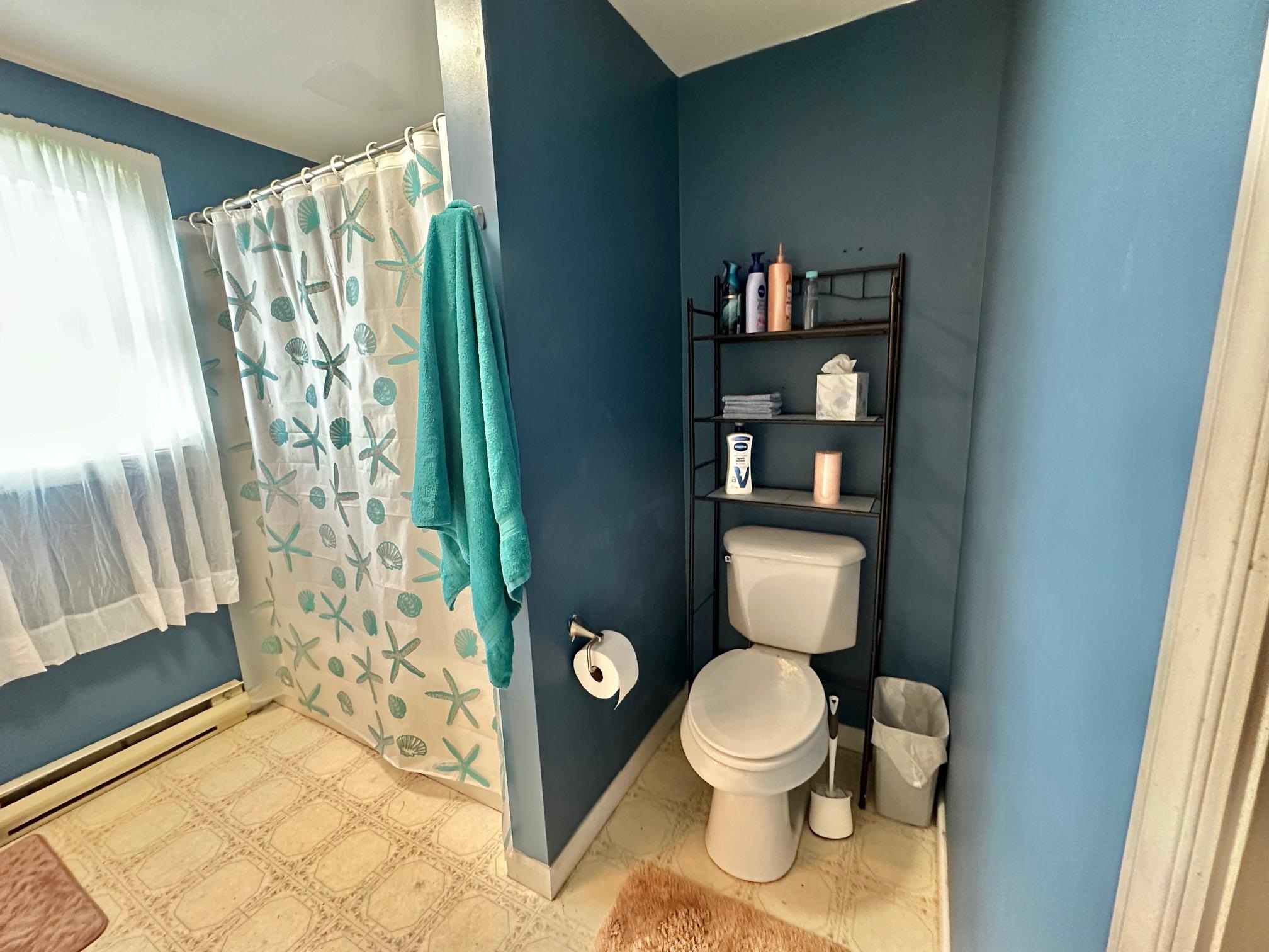 312 FRONTIER DR, STAUNTON, Virginia 24401, 3 Bedrooms Bedrooms, ,2 BathroomsBathrooms,Residential,cozy cape on a corner lot, 2 car garage, fenced ya,312 FRONTIER DR,667513 MLS # 667513