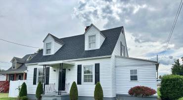 312 FRONTIER DR, STAUNTON, Virginia 24401, 3 Bedrooms Bedrooms, ,2 BathroomsBathrooms,Residential,cozy cape on a corner lot, 2 car garage, fenced ya,312 FRONTIER DR,667513 MLS # 667513