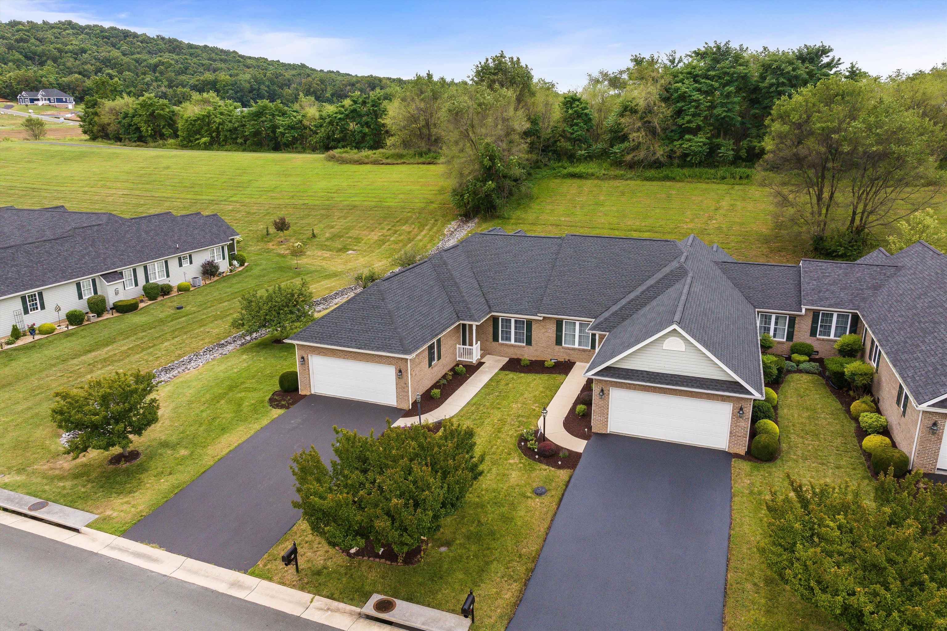 64 ROXBURY DR, FISHERSVILLE, Virginia 22939, 2 Bedrooms Bedrooms, ,2 BathroomsBathrooms,Residential,64 ROXBURY DR,667517 MLS # 667517