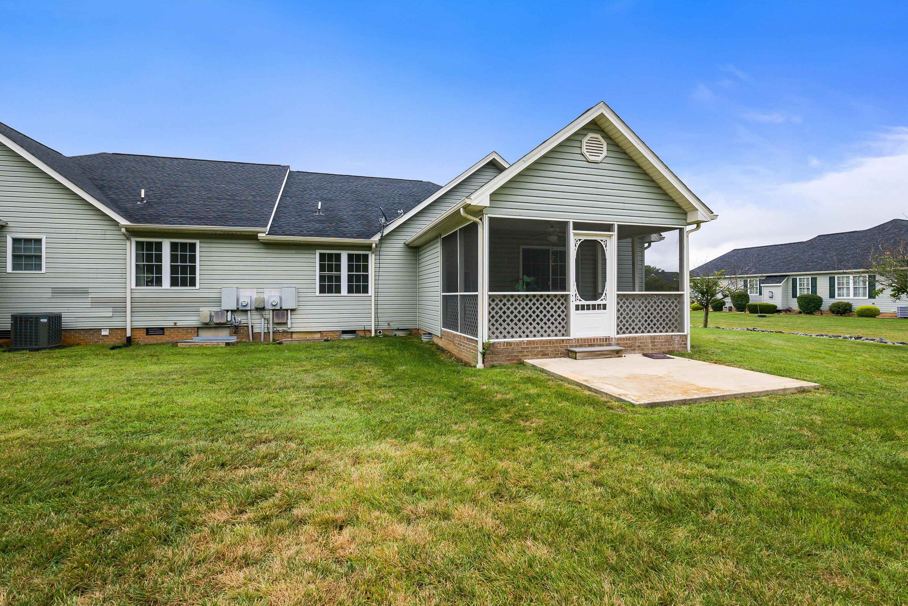 64 ROXBURY DR, FISHERSVILLE, Virginia 22939, 2 Bedrooms Bedrooms, ,2 BathroomsBathrooms,Residential,64 ROXBURY DR,667517 MLS # 667517