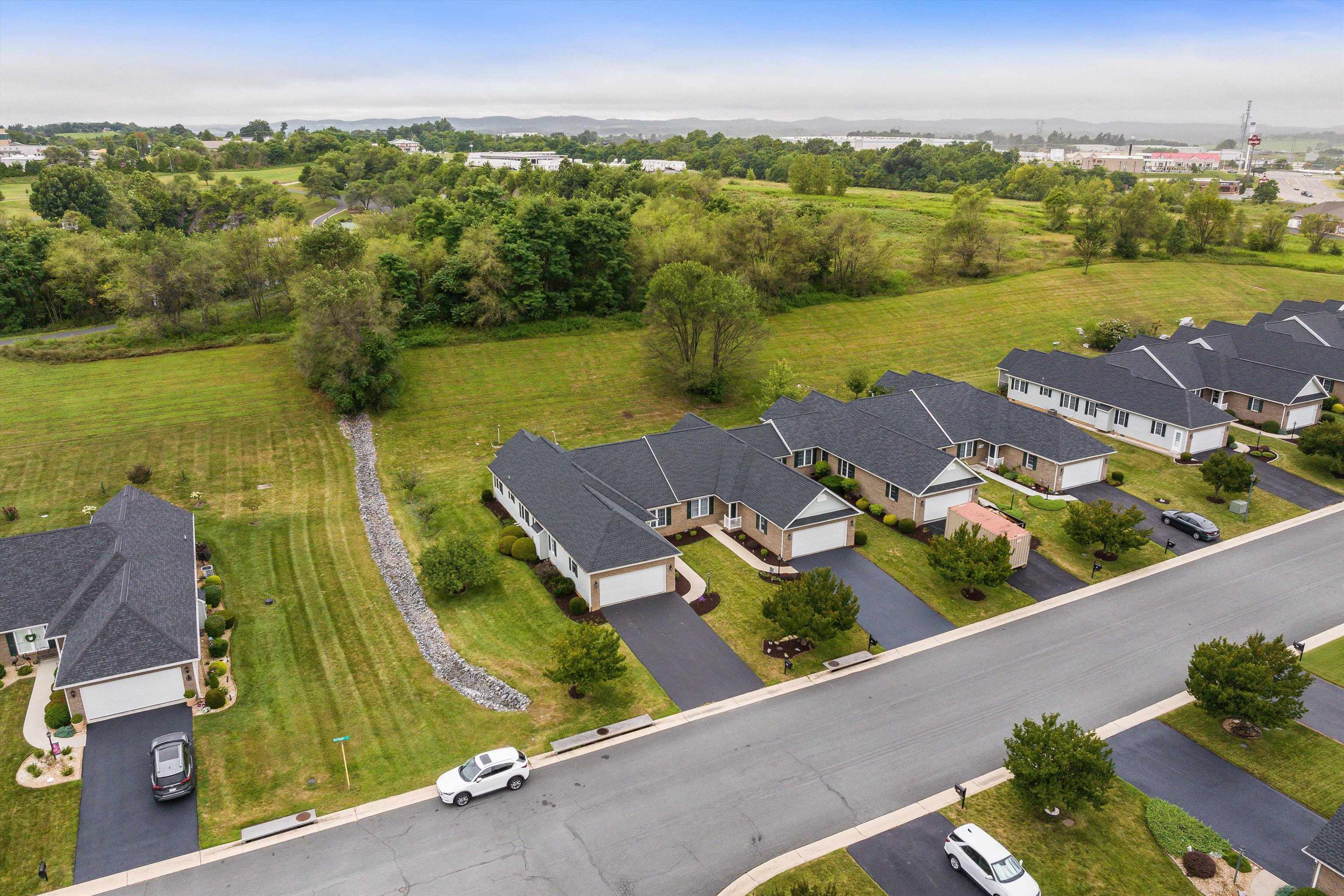 64 ROXBURY DR, FISHERSVILLE, Virginia 22939, 2 Bedrooms Bedrooms, ,2 BathroomsBathrooms,Residential,64 ROXBURY DR,667517 MLS # 667517