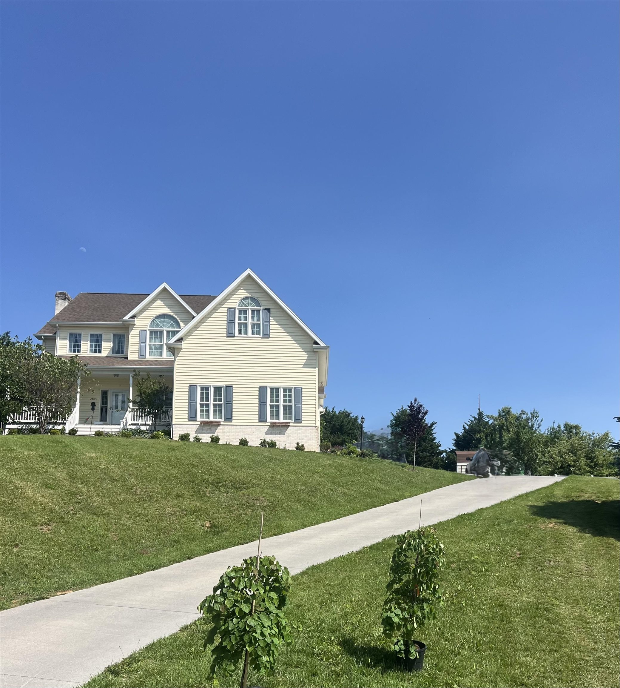 2605 RISING ROCK CT, ROCKINGHAM, Virginia 22802, 5 Bedrooms Bedrooms, ,2 BathroomsBathrooms,Residential,2605 RISING ROCK CT,667519 MLS # 667519