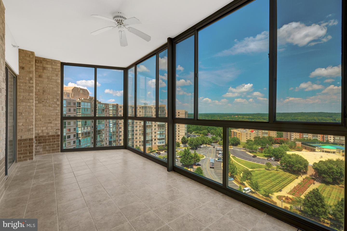 19375 CYPRESS RIDGE TER #1117, LEESBURG, Virginia 20176, 2 Bedrooms Bedrooms, ,2 BathroomsBathrooms,Residential,For sale,19375 CYPRESS RIDGE TER #1117,VALO2100202 MLS # VALO2100202