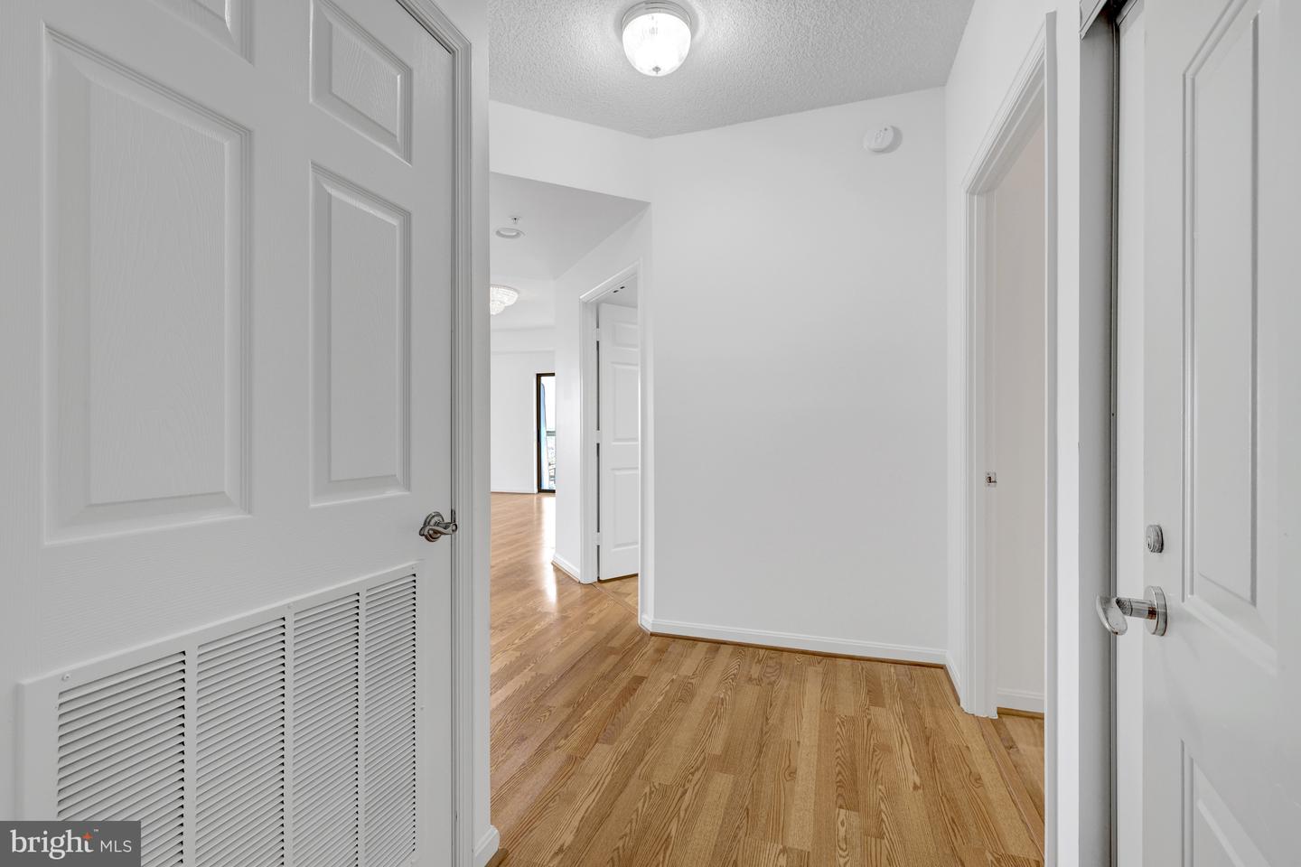 19375 CYPRESS RIDGE TER #1117, LEESBURG, Virginia 20176, 2 Bedrooms Bedrooms, ,2 BathroomsBathrooms,Residential,For sale,19375 CYPRESS RIDGE TER #1117,VALO2100202 MLS # VALO2100202