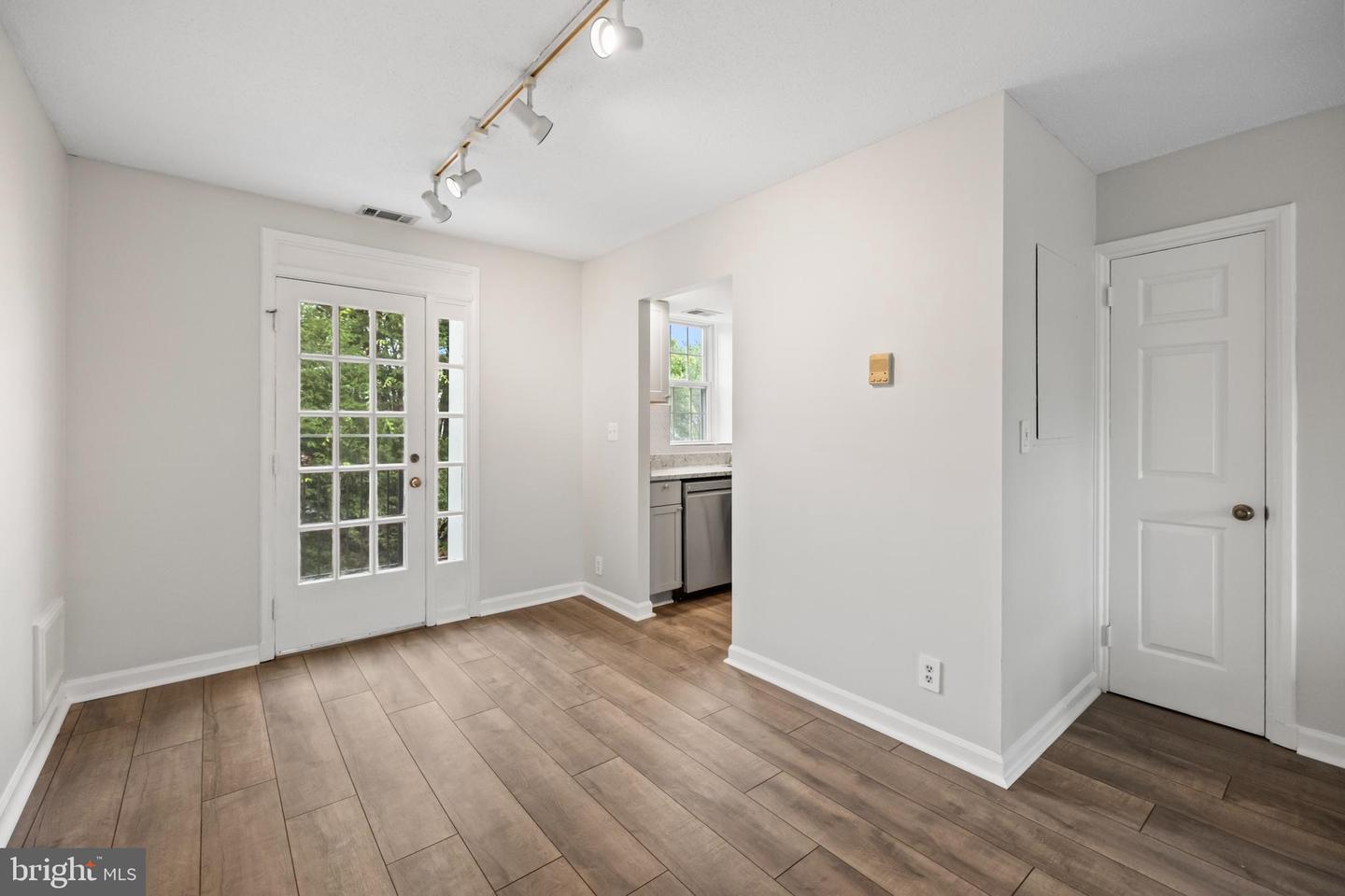 2950 S COLUMBUS ST #C1, ARLINGTON, Virginia 22206, 2 Bedrooms Bedrooms, ,1 BathroomBathrooms,Residential,For sale,2950 S COLUMBUS ST #C1,VAAX2046826 MLS # VAAX2046826