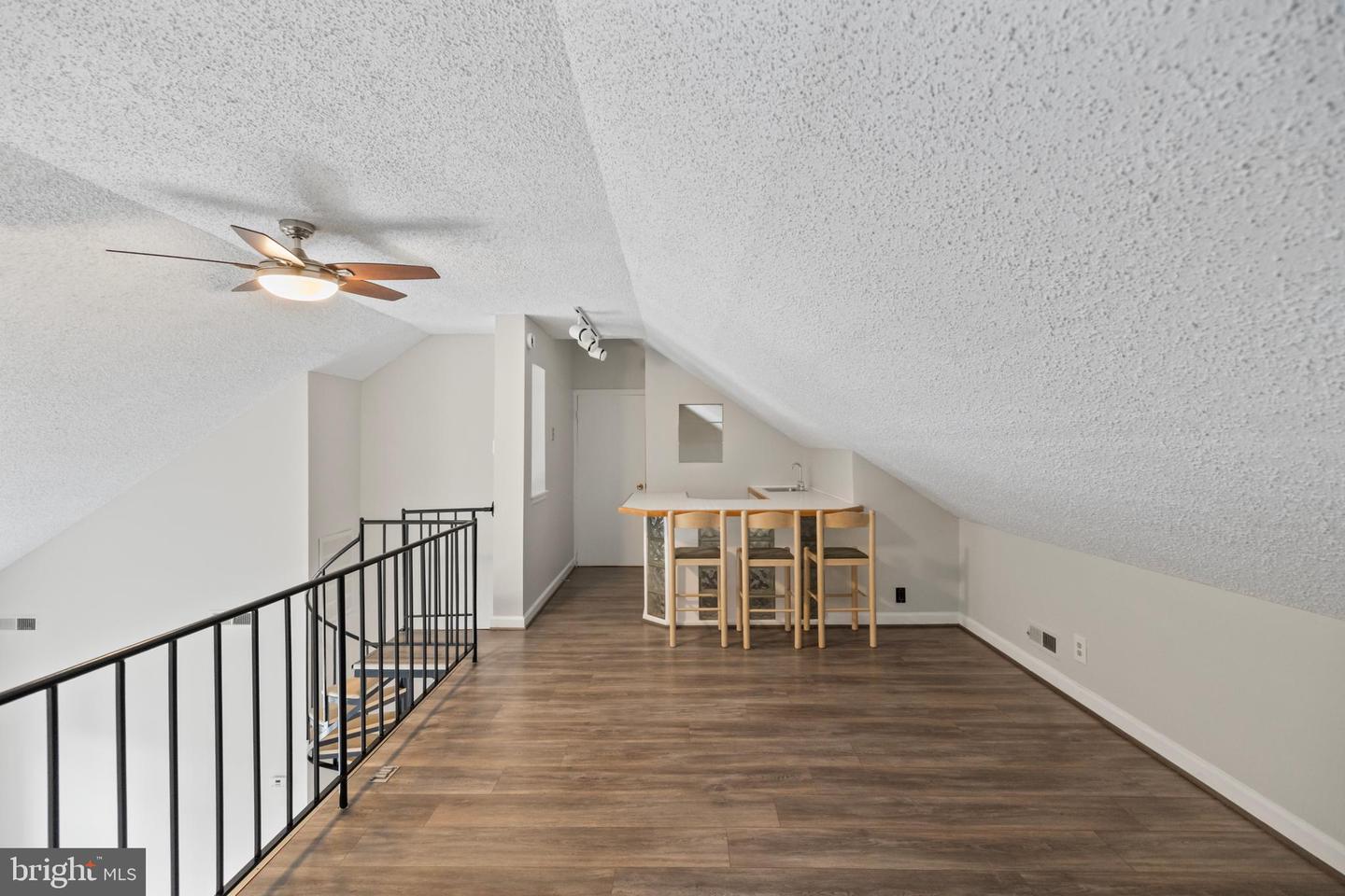 2950 S COLUMBUS ST #C1, ARLINGTON, Virginia 22206, 2 Bedrooms Bedrooms, ,1 BathroomBathrooms,Residential,For sale,2950 S COLUMBUS ST #C1,VAAX2046826 MLS # VAAX2046826