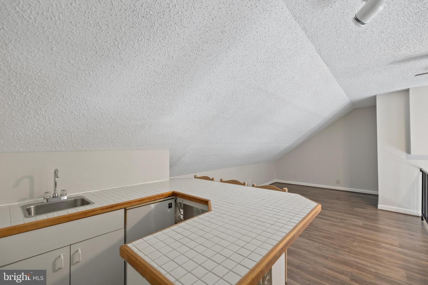 2950 S COLUMBUS ST #C1, ARLINGTON, Virginia 22206, 2 Bedrooms Bedrooms, ,1 BathroomBathrooms,Residential,For sale,2950 S COLUMBUS ST #C1,VAAX2046826 MLS # VAAX2046826