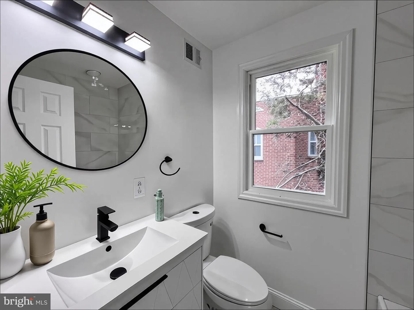 4030 BLAINE ST NE, WASHINGTON, District Of Columbia 20019, 3 Bedrooms Bedrooms, ,2 BathroomsBathrooms,Residential,For sale,4030 BLAINE ST NE,DCDC2209670 MLS # DCDC2209670
