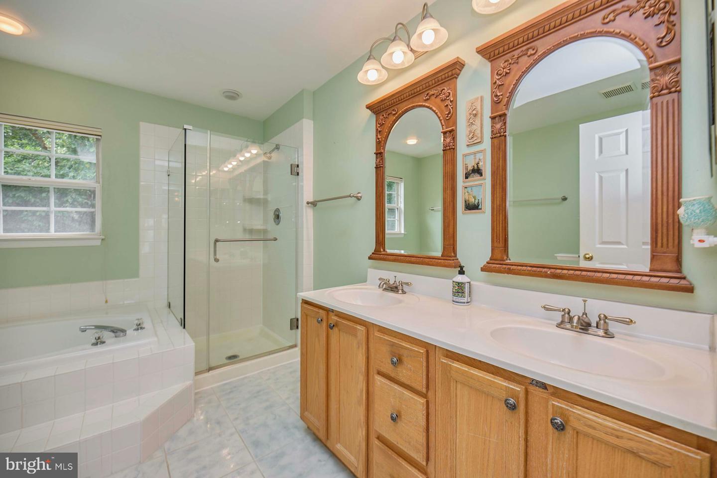 10314 CORRYTON CT, MANASSAS, Virginia 20110, 3 Bedrooms Bedrooms, ,3 BathroomsBathrooms,Residential,For sale,10314 CORRYTON CT,VAPW2099008 MLS # VAPW2099008