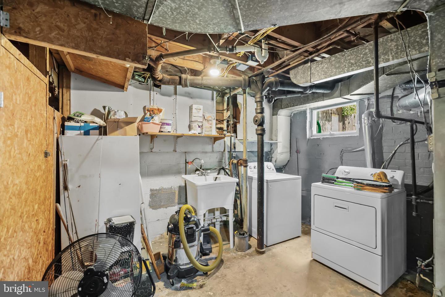 4431 VENABLE AVE, ALEXANDRIA, Virginia 22304, 3 Bedrooms Bedrooms, ,2 BathroomsBathrooms,Residential,For sale,4431 VENABLE AVE,VAAX2047424 MLS # VAAX2047424