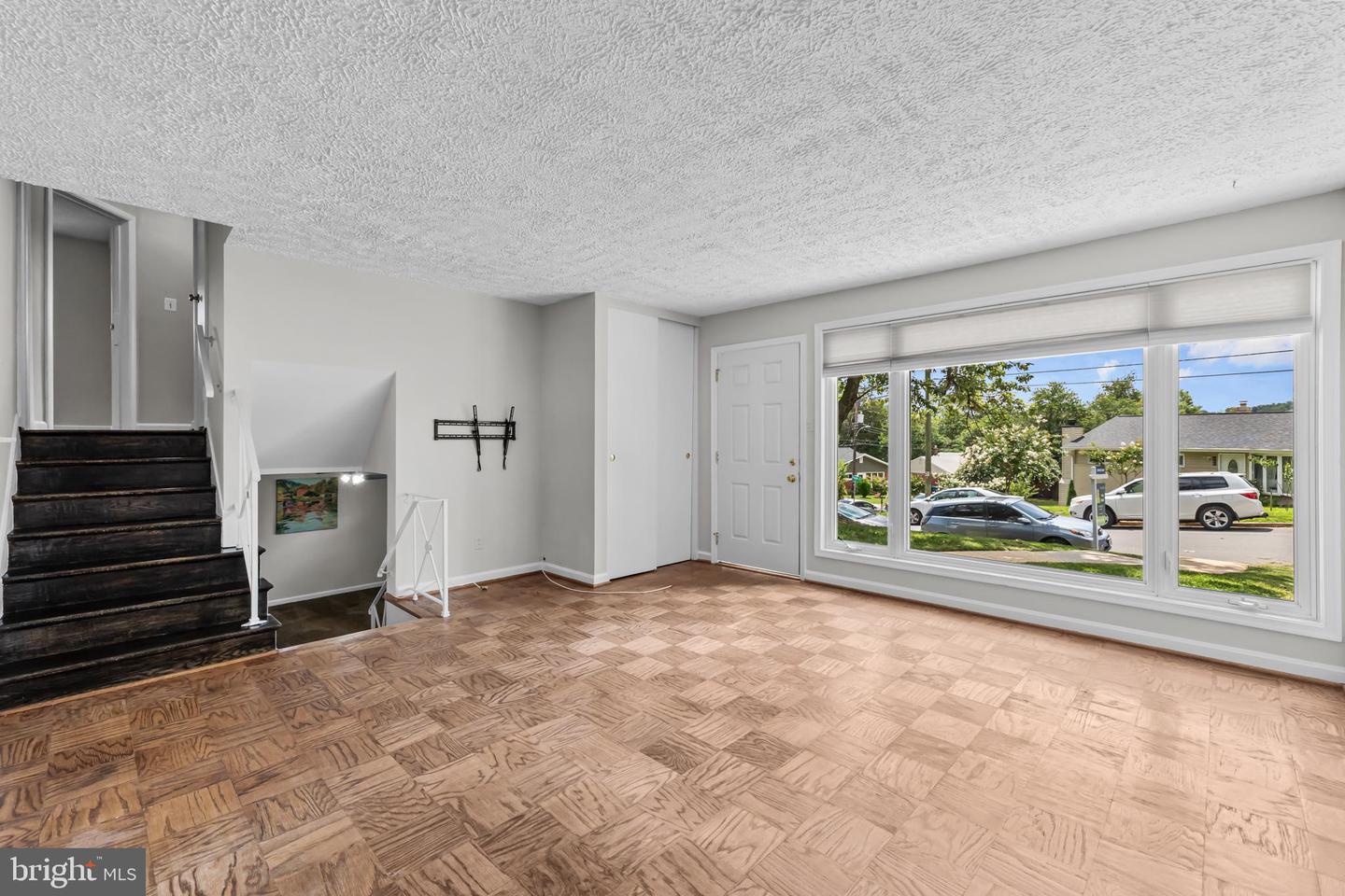 4431 VENABLE AVE, ALEXANDRIA, Virginia 22304, 3 Bedrooms Bedrooms, ,2 BathroomsBathrooms,Residential,For sale,4431 VENABLE AVE,VAAX2047424 MLS # VAAX2047424