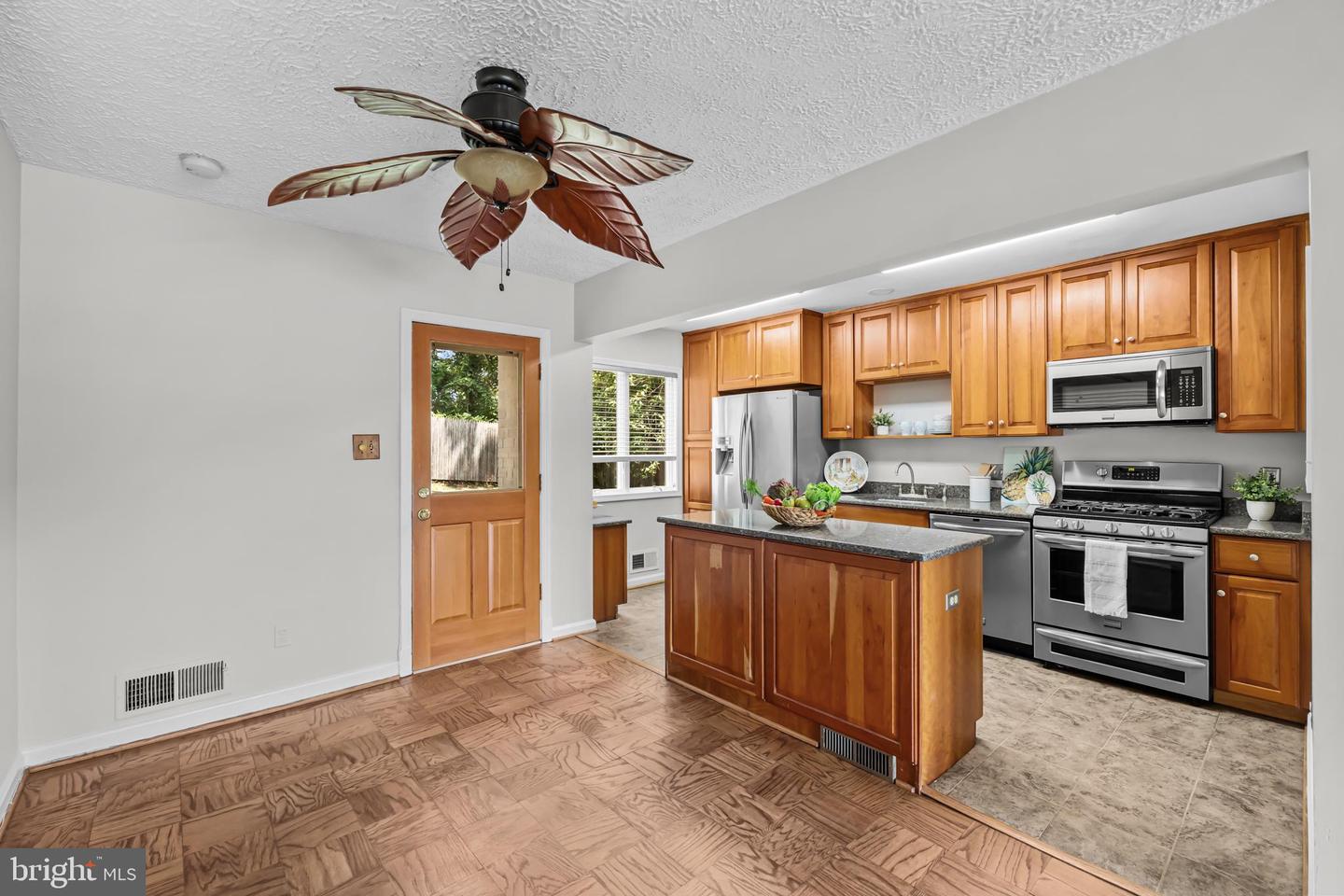 4431 VENABLE AVE, ALEXANDRIA, Virginia 22304, 3 Bedrooms Bedrooms, ,2 BathroomsBathrooms,Residential,For sale,4431 VENABLE AVE,VAAX2047424 MLS # VAAX2047424