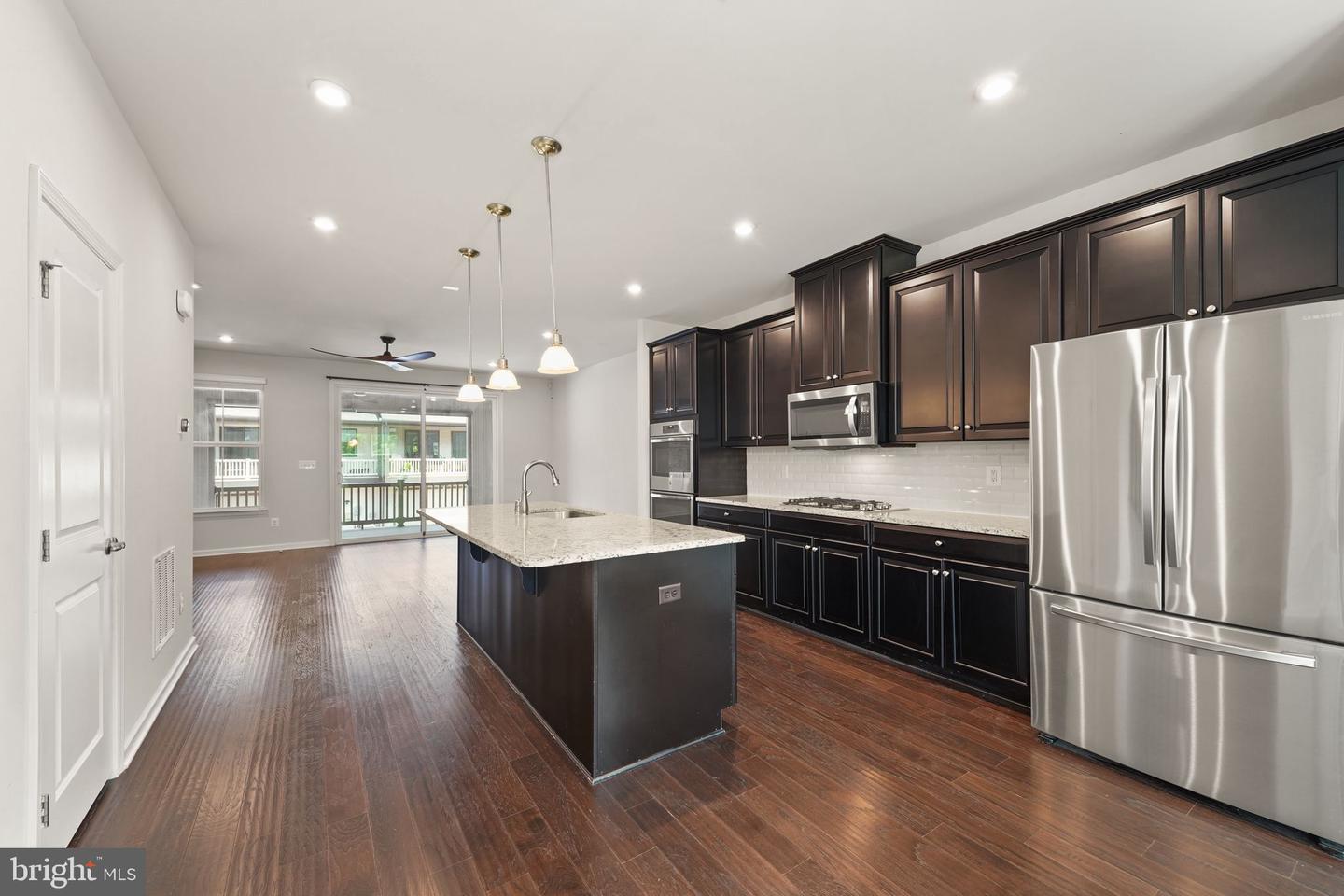 43400 APPLE ORCHARD SQ, ASHBURN, Virginia 20148, 3 Bedrooms Bedrooms, ,2 BathroomsBathrooms,Residential,For sale,43400 APPLE ORCHARD SQ,VALO2103494 MLS # VALO2103494